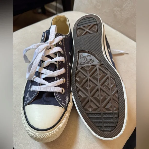 Converse All Star Canvas Shoes - Picture 2 of 6